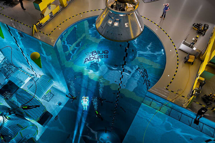 Blue Abyss met 50 meter het diepste zwembad ter wereld?